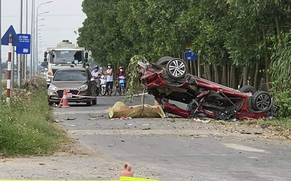 Car crash kills three, injures two in northern Vietnam