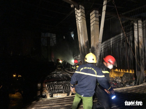 Garage fire burns three luxury cars in Ho Chi Minh City