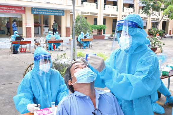 Vietnam reports 4,045 new COVID-19 cases