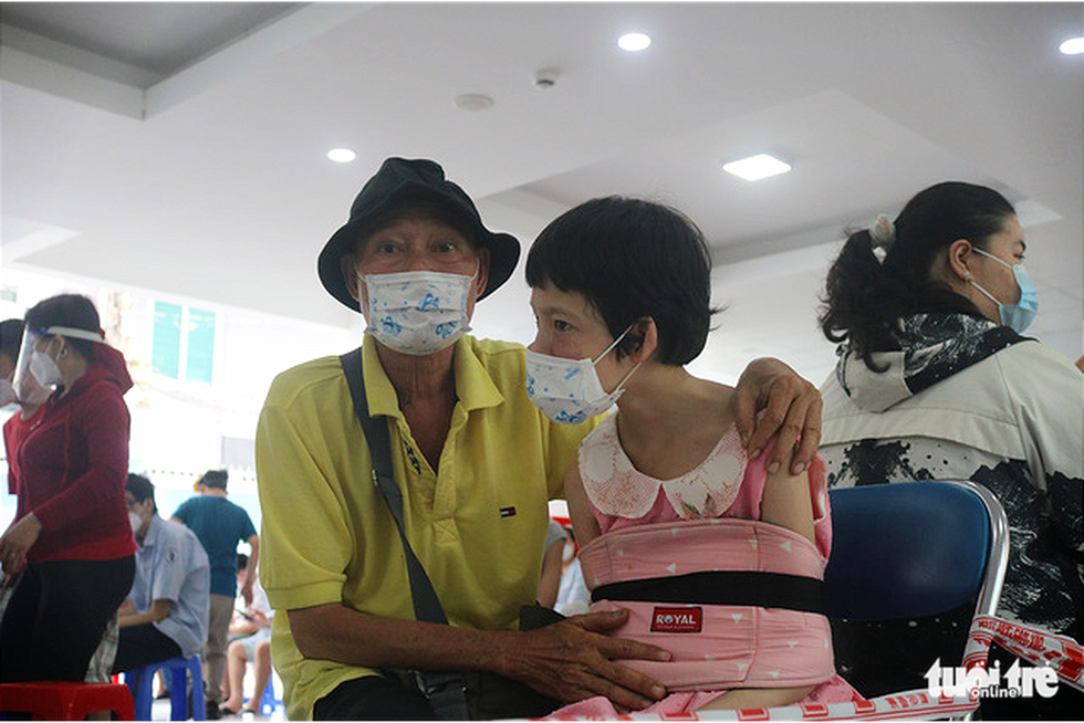 Ho Chi Minh City vaccinates disabled children against COVID-19