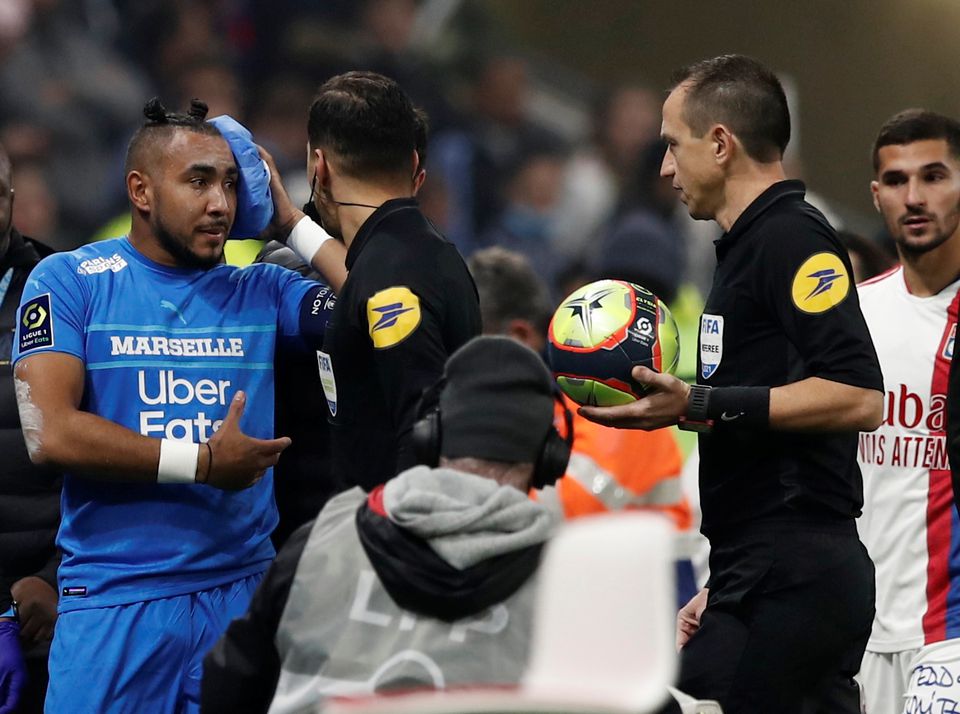 Lyon v Marseille abandoned after Payet hit by bottle