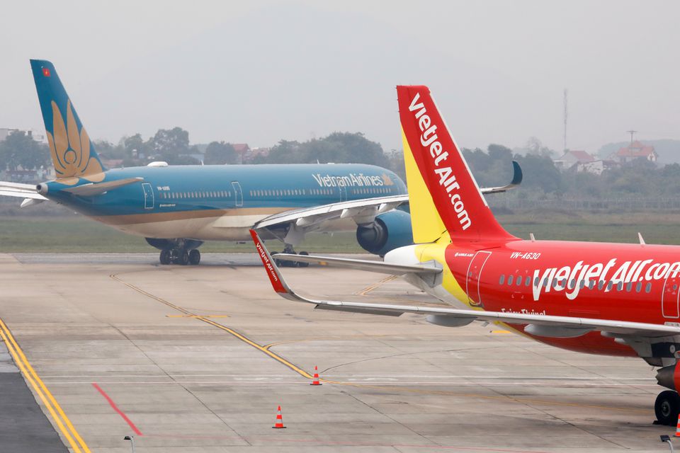 Vietnam plans to cut environment tax on jet fuel by 50%
