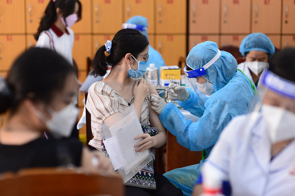 Health ministry records 13,770 new coronavirus cases in Vietnam