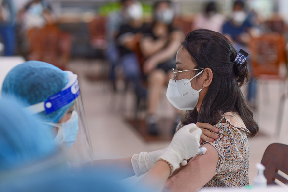 Ho Chi Minh City receives over 300,000 Moderna vaccine doses delivered by COVAX