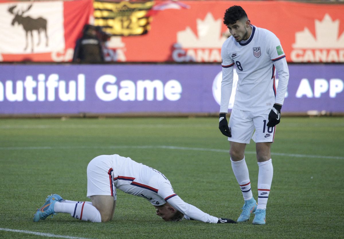Canada beat United States 2-0 in World Cup qualifier