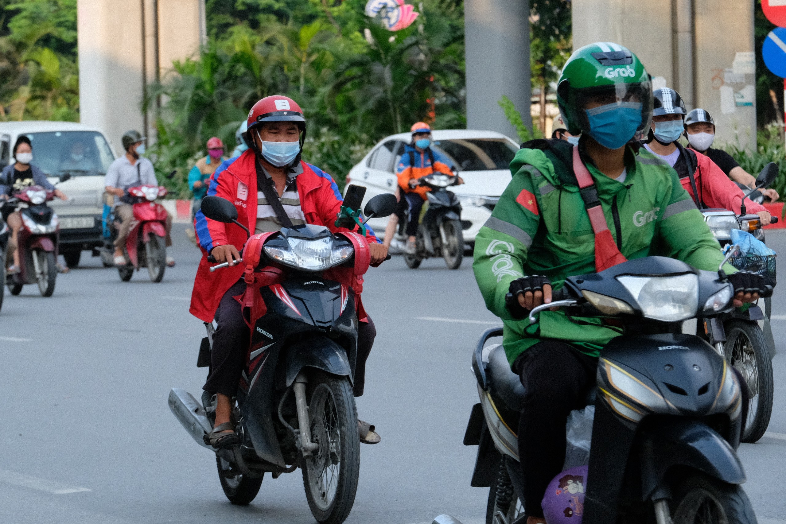 Motorbike ride-hailing service resumes in Hanoi