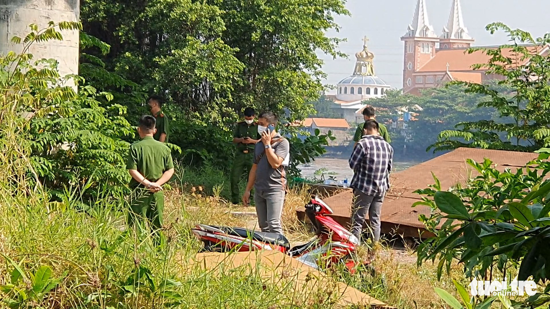 Freshman found dead in river after going missing for days in Ho Chi Minh City