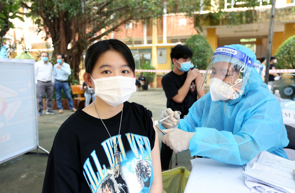 Vietnam confirms 114,144 new COVID-19 infections, including 13,323 in Hanoi