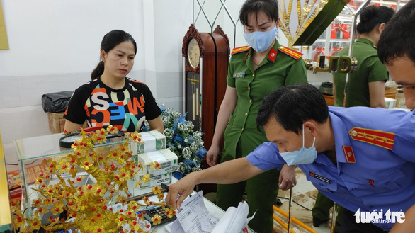 Vietnam gold shop found not issuing invoices worth over $437mn for alleged tax evasion