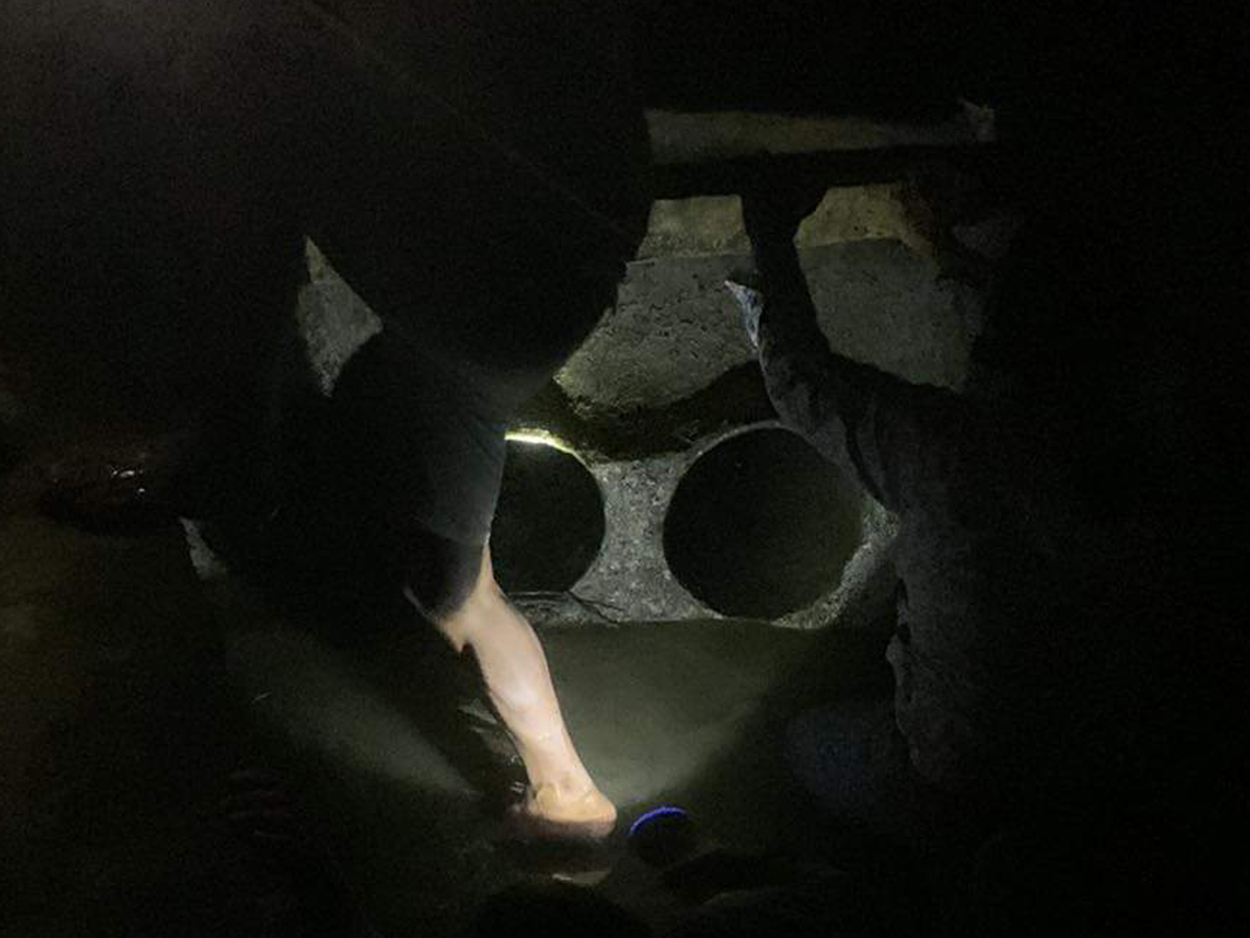 Teenage boy dies in sewer pipe in south-central Vietnam