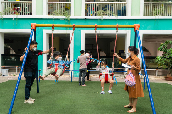 Hanoi kindergarten reopening raises teacher shortage concerns
