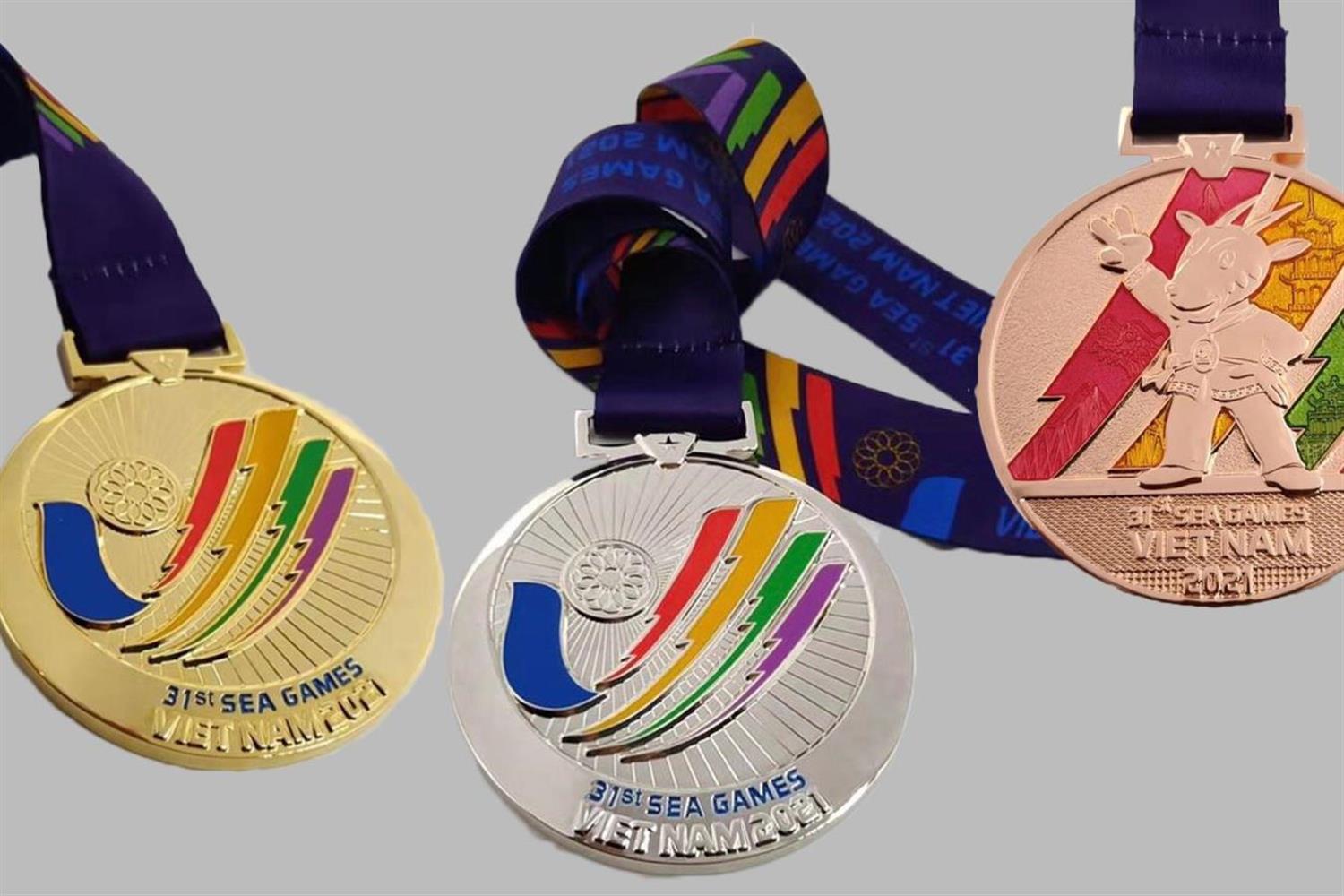 Vietnam starts making 4,000 medals for coming 31st SEA Games