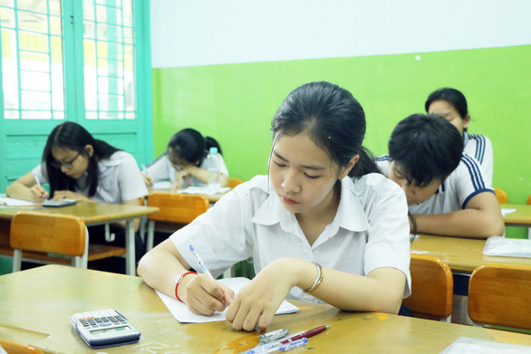 In Vietnam, students rush to private classes as high school entrance, graduation exams near