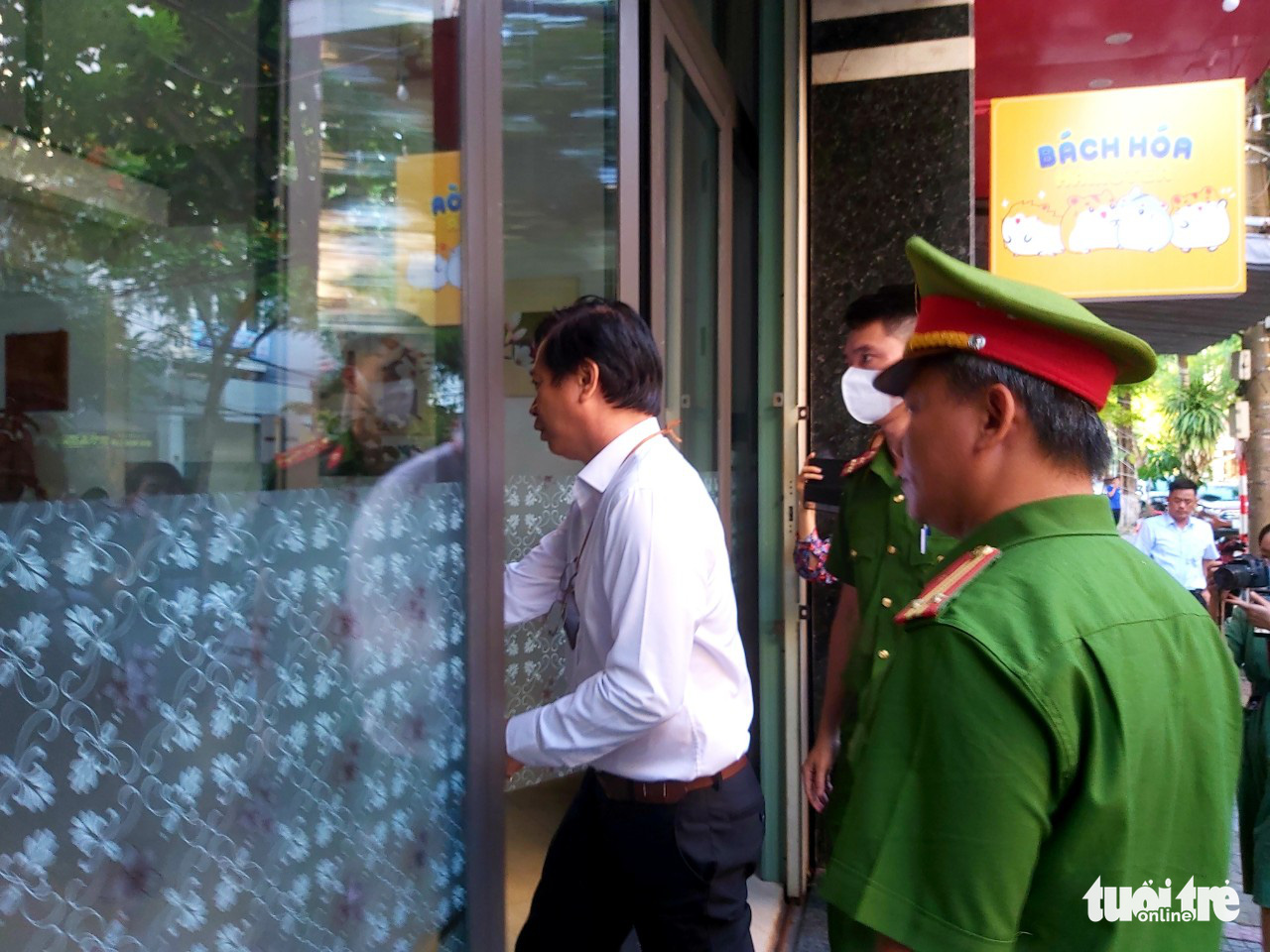 Da Nang CDC director arrested over COVID-19 test kit scam