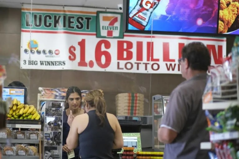 Lottery hopefuls flock to 'lucky' California store as $1bn jackpot looms