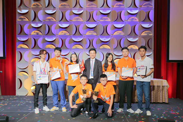 Vietnam places 1st at Microsoft Office Specialist Word Championship