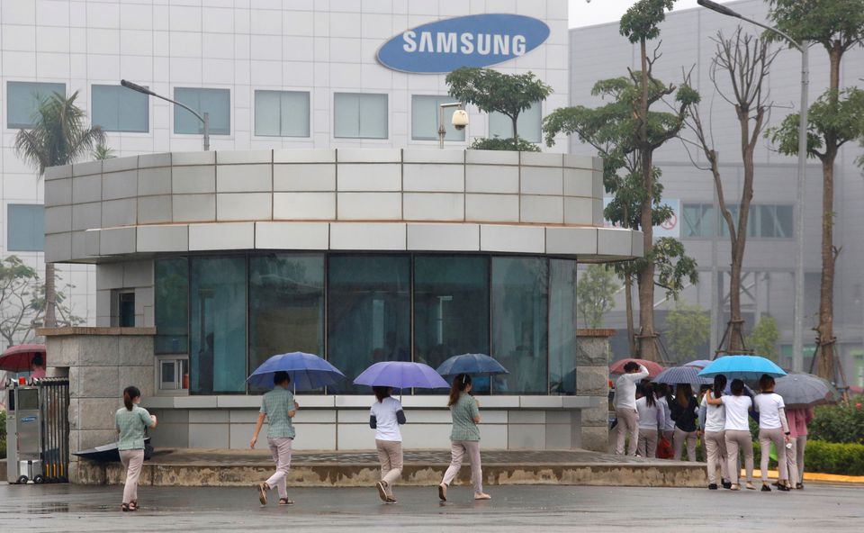 Samsung workers in Vietnam bear brunt of slowdown in global demand for electronics