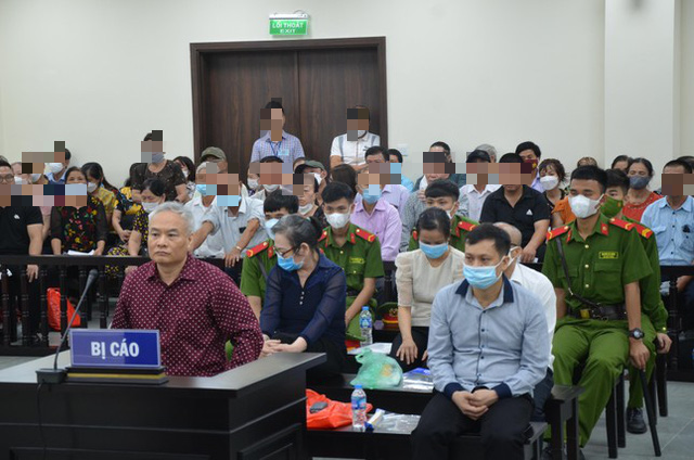 Ex-president of Vietnamese support center gets life sentence for scamming 1,000 people