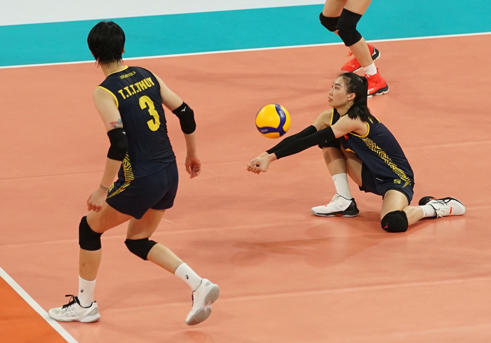 Vietnam loses to Japan in semifinals of Asian Women's Volleyball Cup
