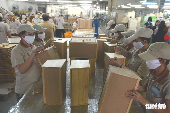 Vietnamese wood firms struggle to seek new markets