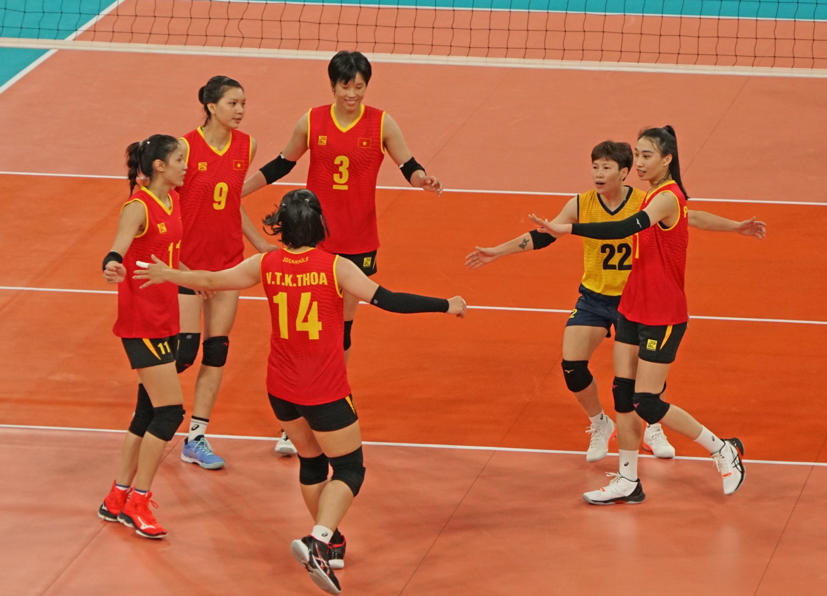 Vietnam loses bronze medal to Thailand at Asian Women's Volleyball Cup