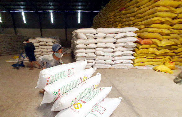 Asia rice - Thai rates slip on weaker baht, demand; Vietnam prices steady