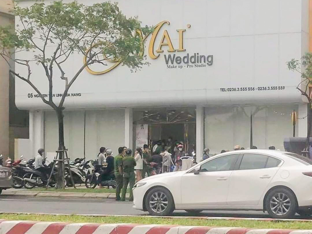 Couples worried as major wedding studio in central Vietnam suddenly closes