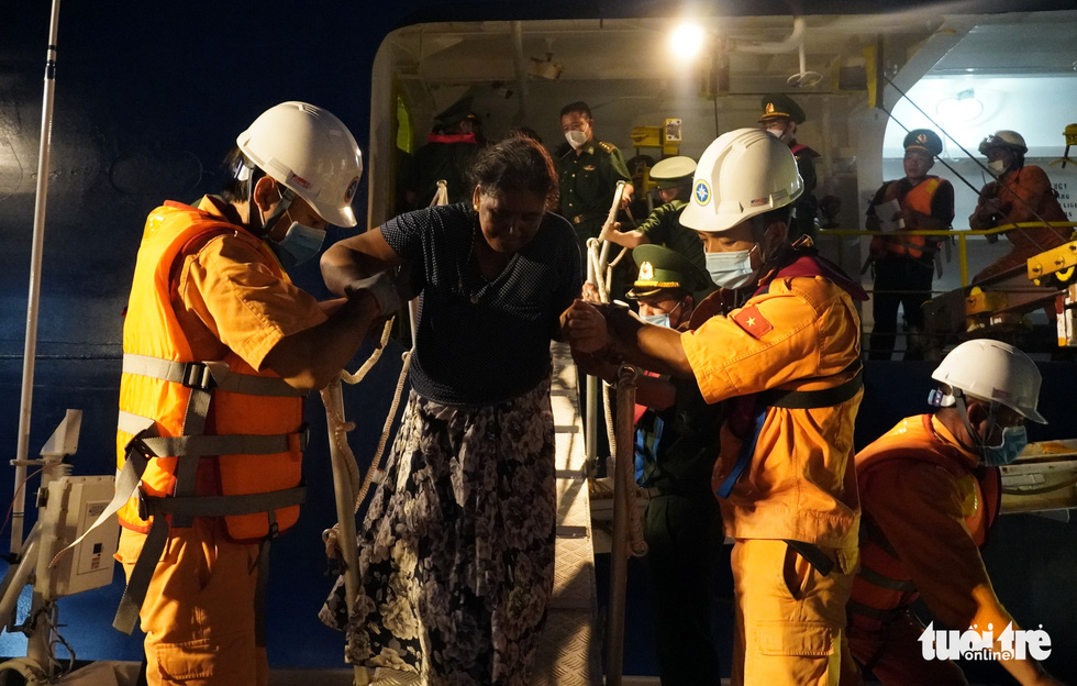 Vietnam provides refuge for over 300 Sri Lankans in distress at sea