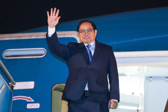 Vietnam premier departs for ASEAN-EU commemorative summit, visits to three European countries