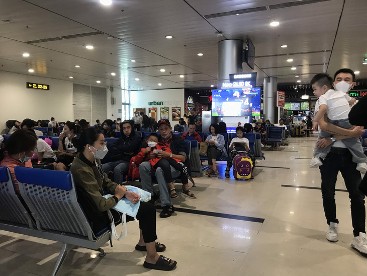 Ho Chi Minh City airport sees record number of passengers