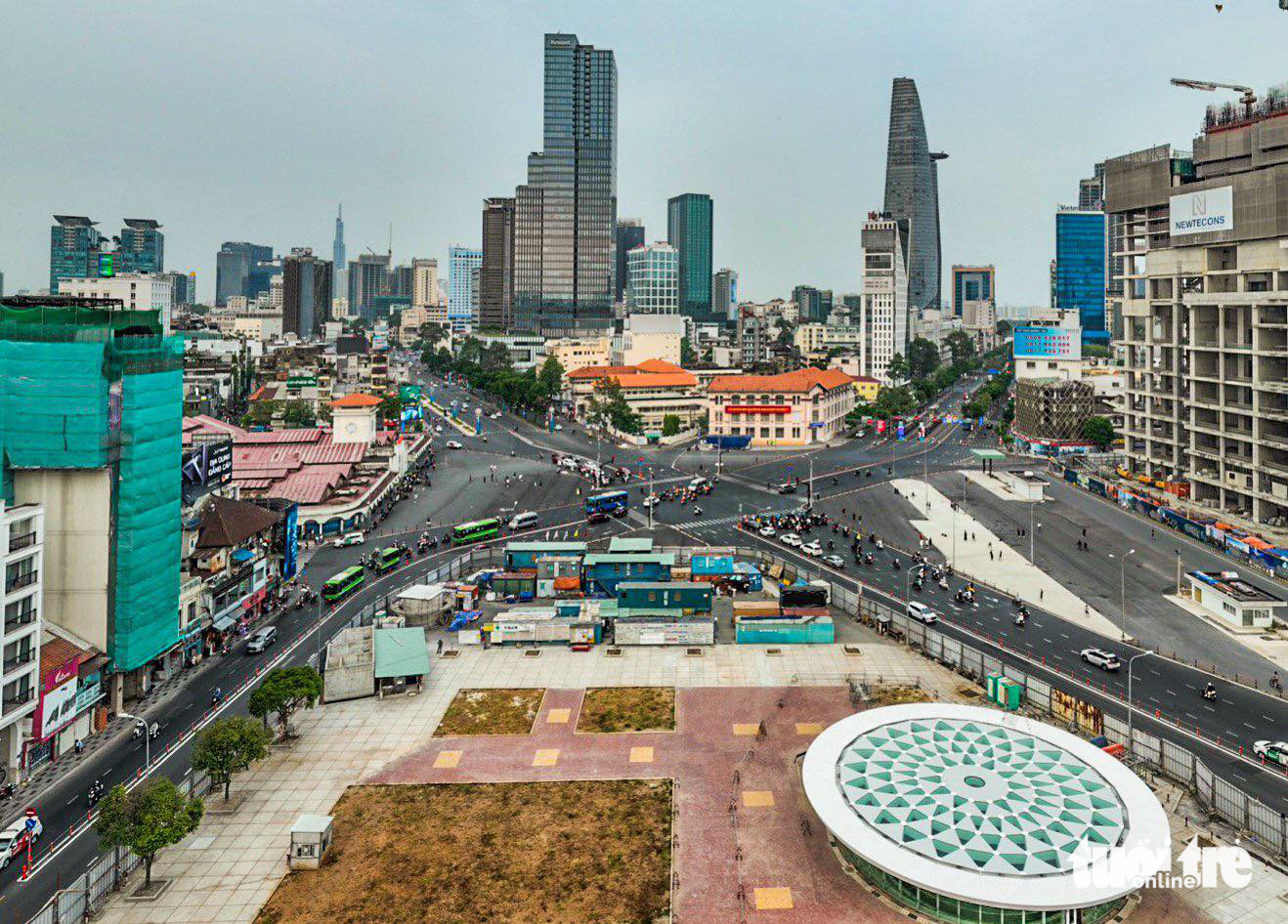 Ho Chi Minh City replaces roundabouts with overpasses, traffic lights