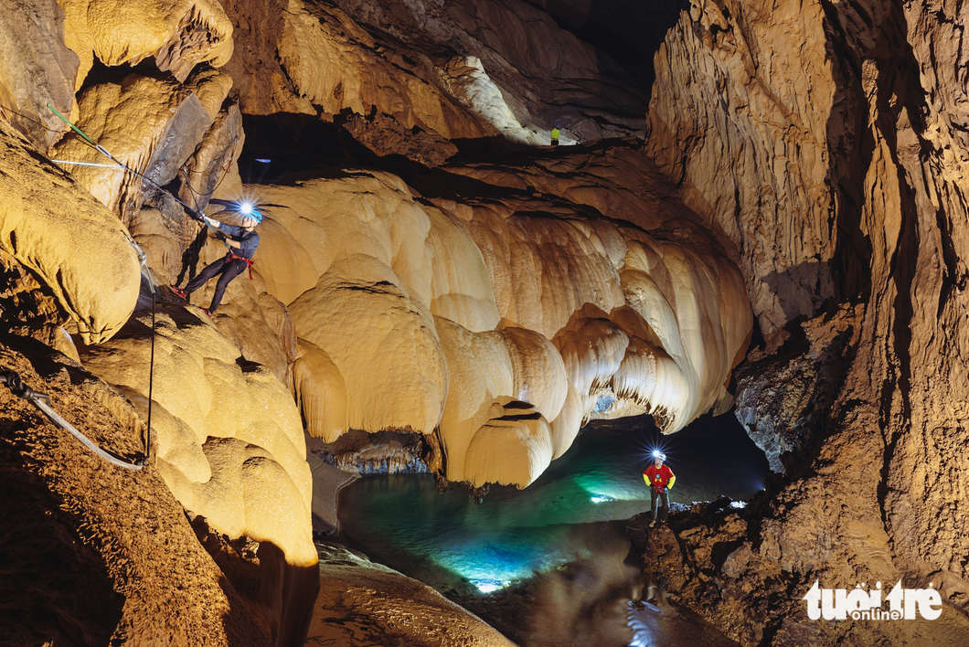 In photos: This million-year-old cave in central Vietnam boasts incredibly beautiful stalactites