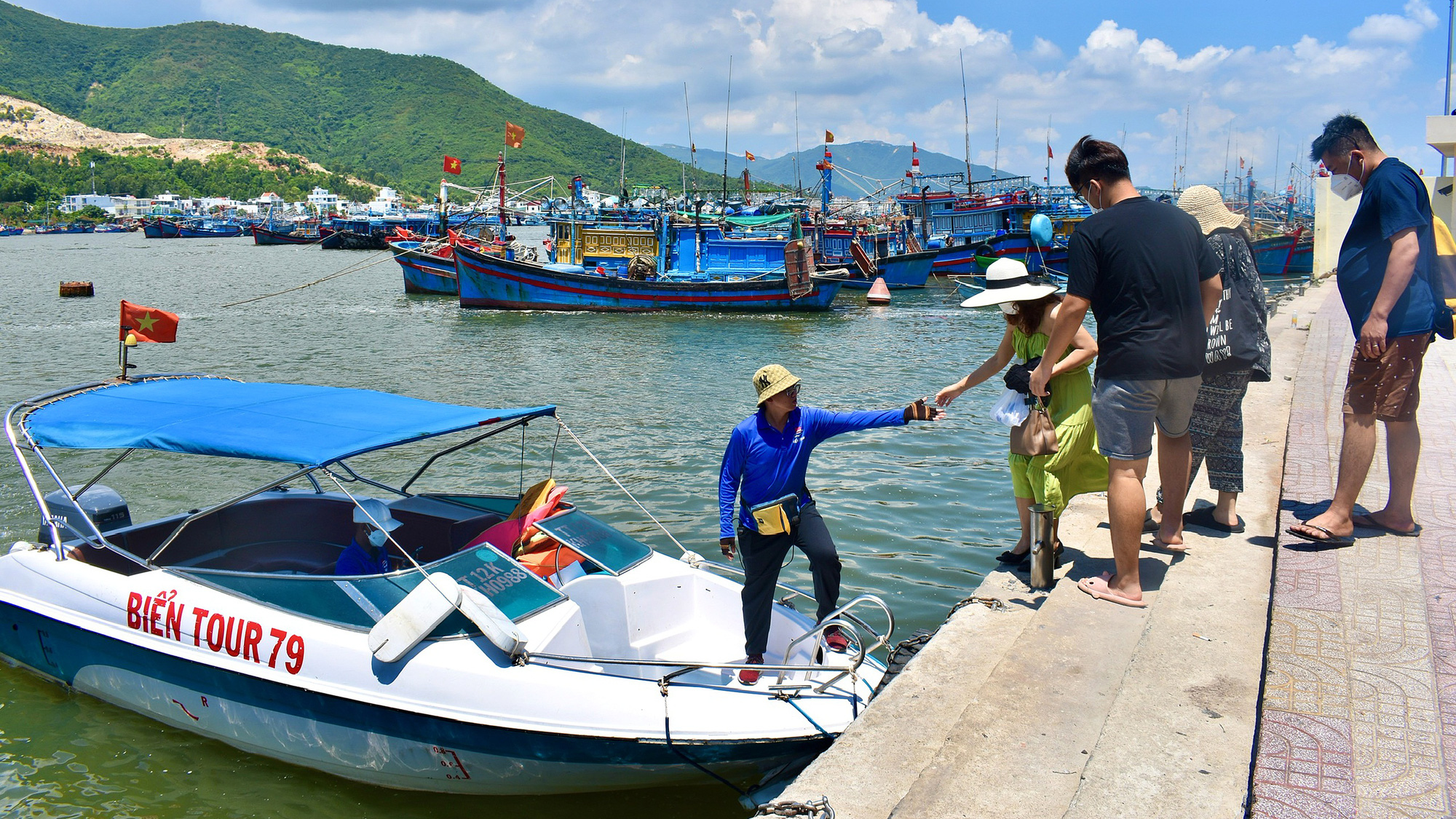 Vietnam’s tourism operators voice concern over possible poor sales during upcoming holidays