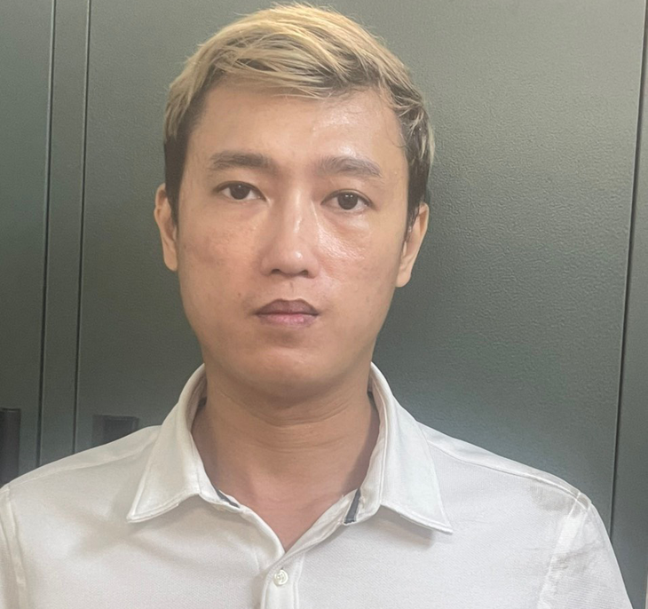Hanoi man arrested for drifting car in public
