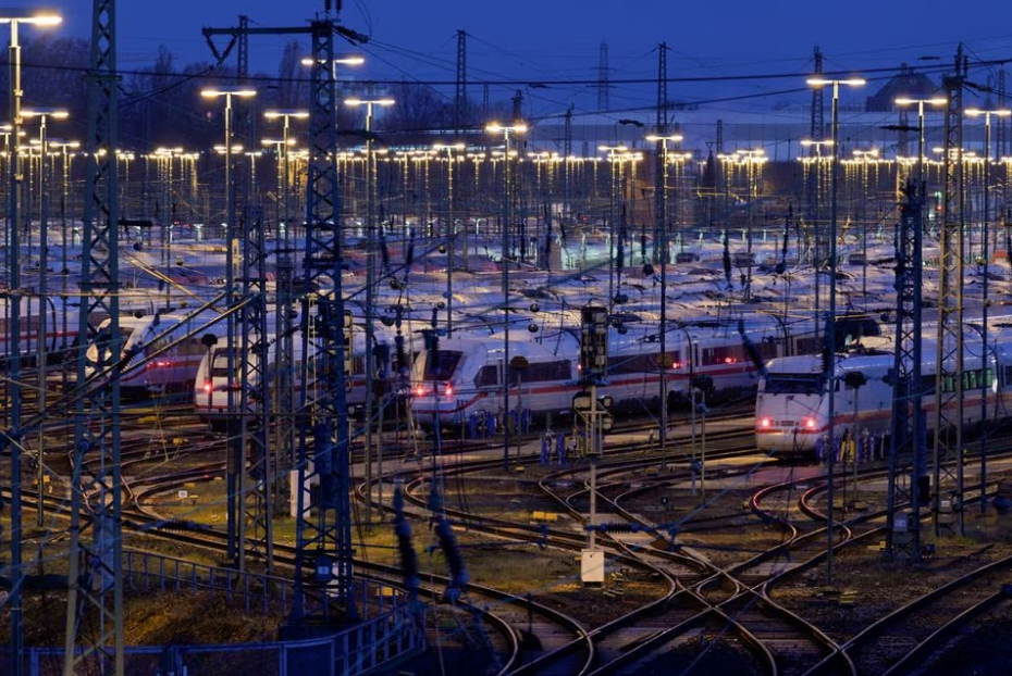 Strike to bring German rail travel to standstill on Friday