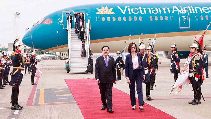 Vietnamese legislature chair commences official visit to Argentina