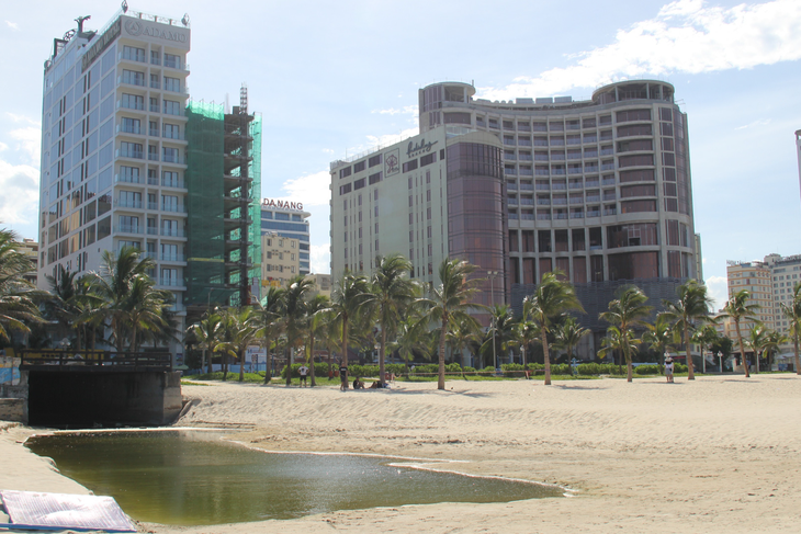 Da Nang strives to end wastewater overflow at local beaches this year