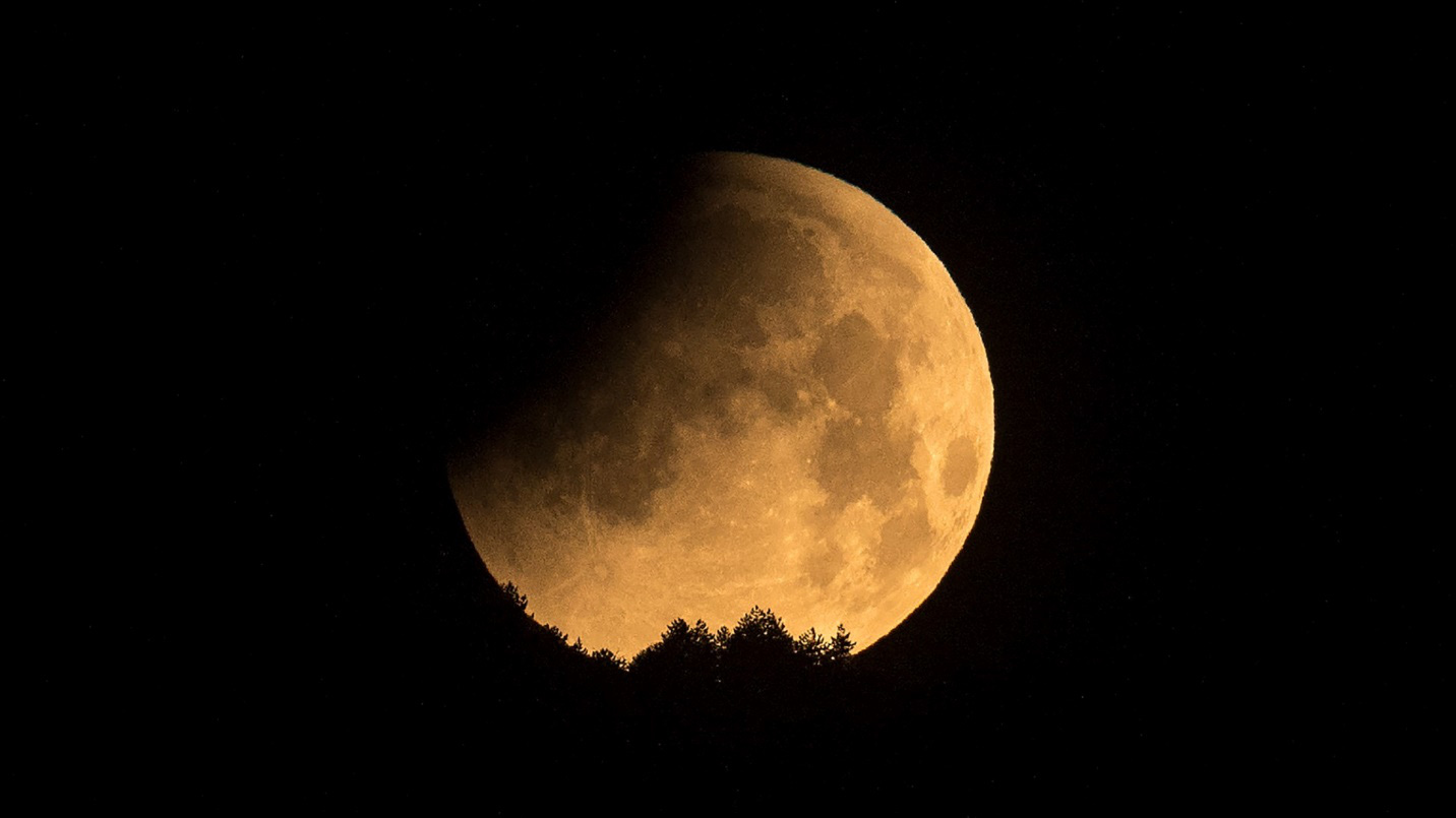Lunar eclipse visible in Vietnam this week