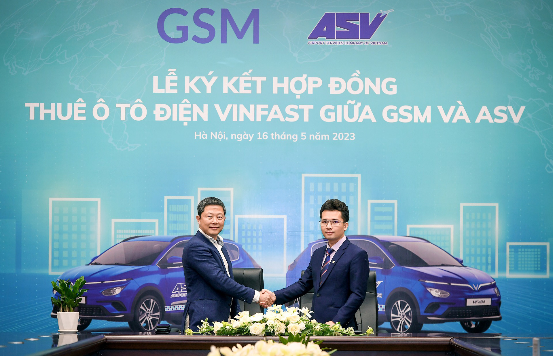Vietnam’s Vingroup subsidiary leases 500 VinFast EVs to airport taxi firm