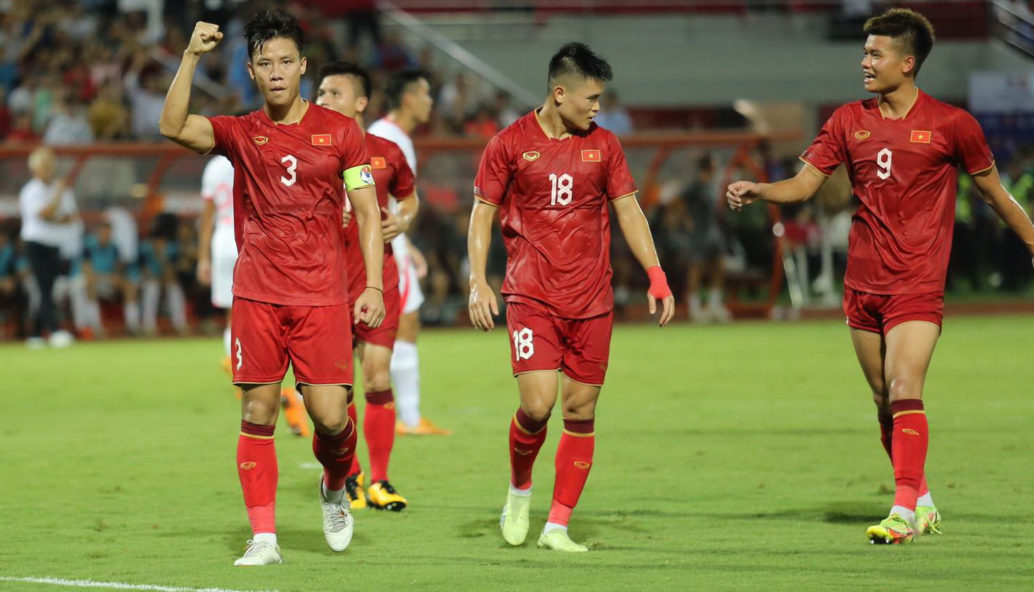 Vietnam clinch narrow victory against Hong Kong in friendly match