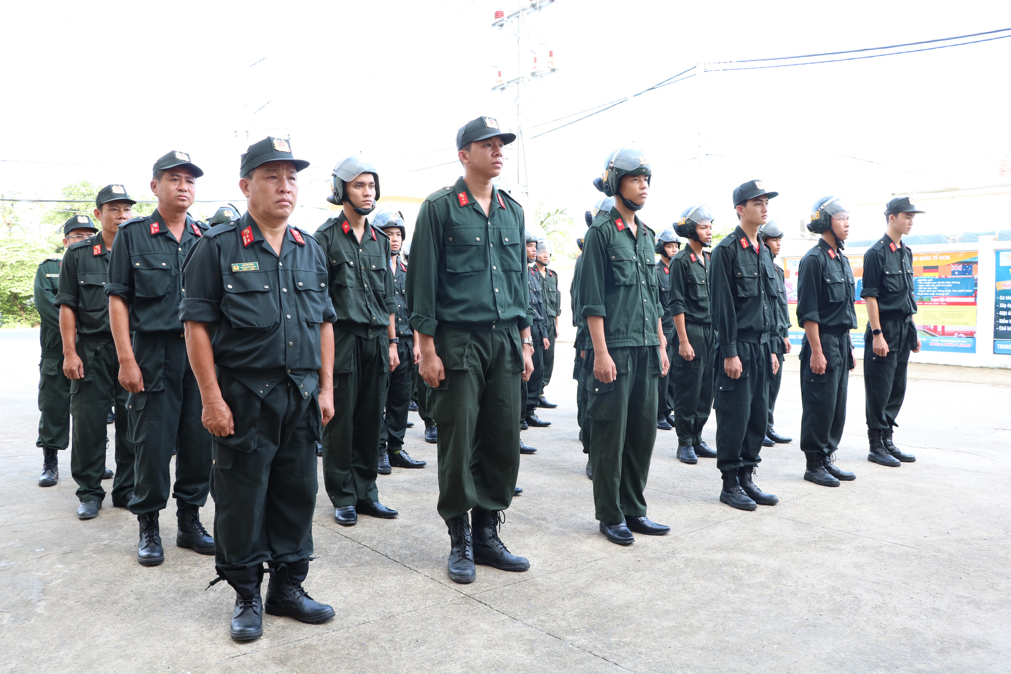 Mobile police force makes debut on Vietnam's Phu Quoc