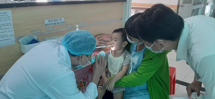 Hospitals in Vietnam’s Mekong Delta concerned over lack of HFMD medications