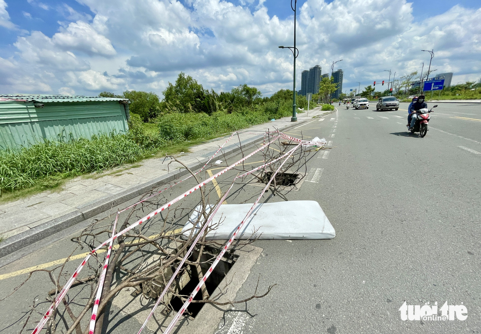 Theft of manhole covers, equipment remains rampant in Ho Chi Minh City’s new urban area