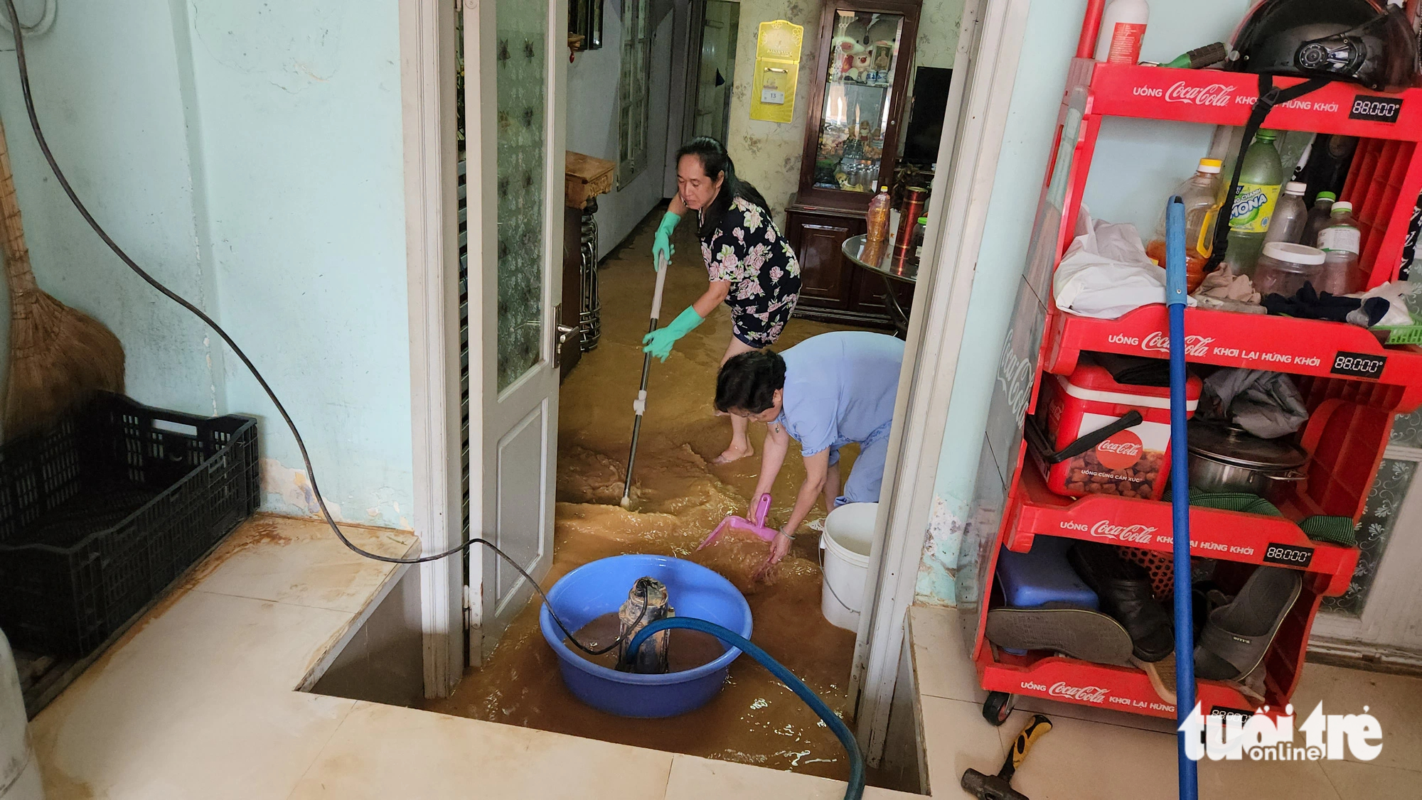 Downpour leaves streets in Vietnam’s highland city inundated