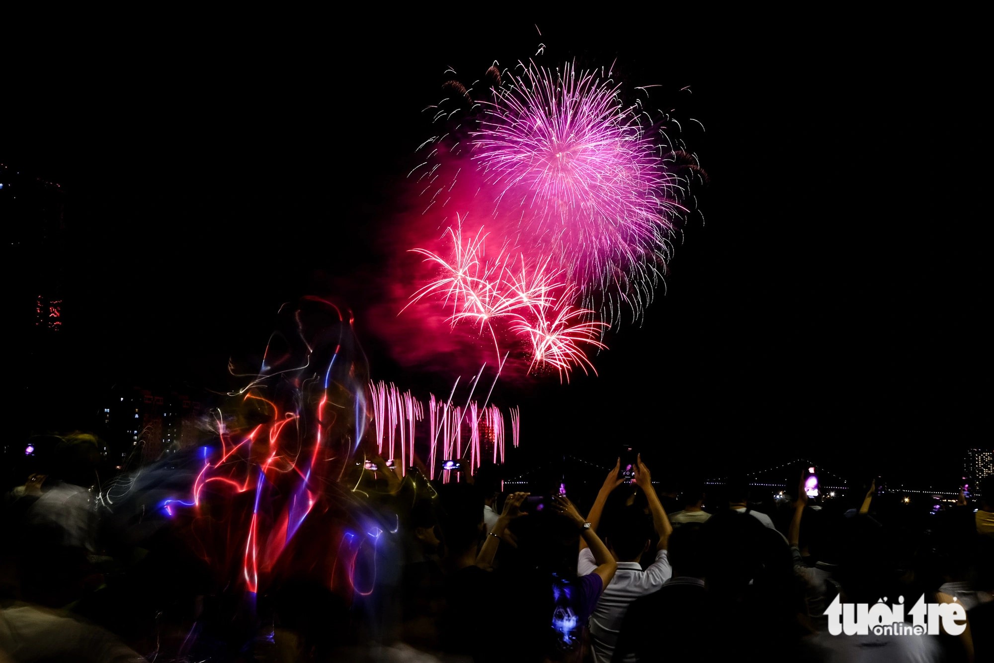 France wins championship at int’l fireworks festival in Vietnam