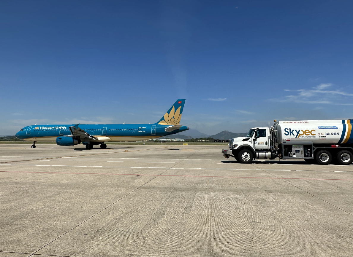 Vietnam Airlines to auction off aircraft