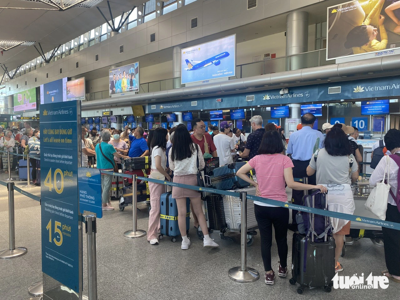 Overcrowding at Da Nang Int’l Airport due to increased flights, schedule changes