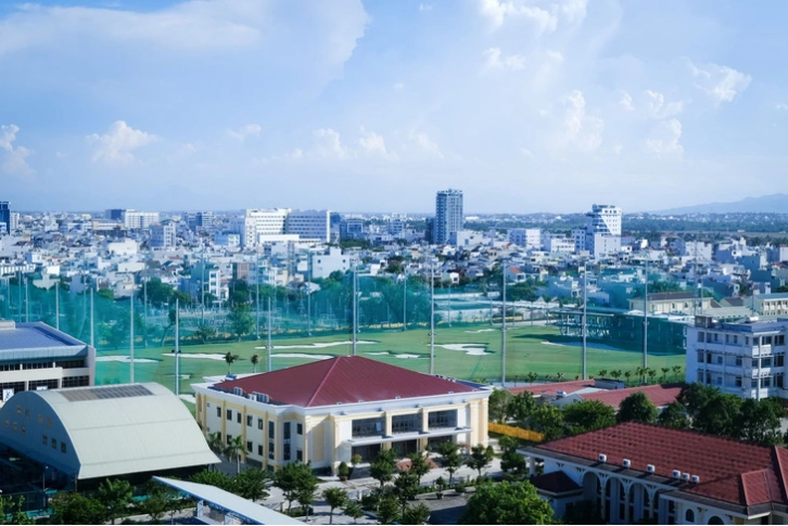 Golf course developed on military land in Da Nang