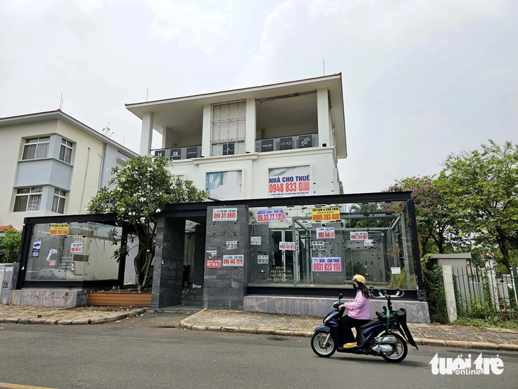 Ho Chi Minh City villa, townhouse purchases fall to decade low: market brief