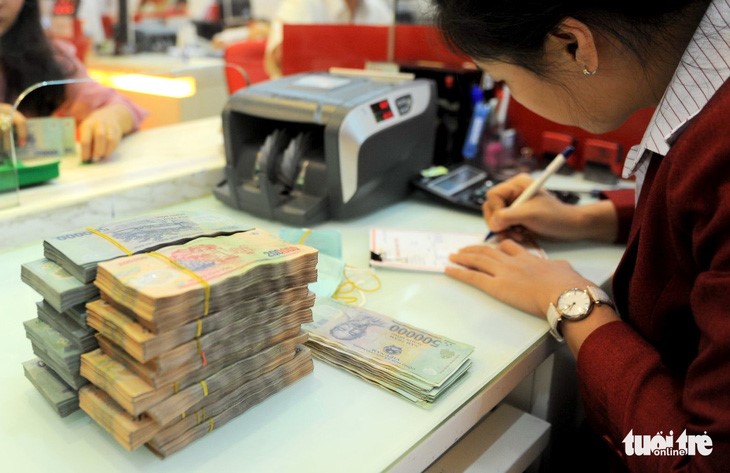 In Vietnam, individual customers’ bank deposits rise